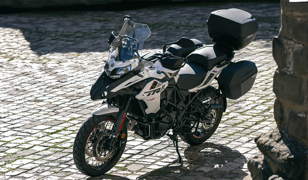 Benelli TRK 2025: tris di valigie in omaggio